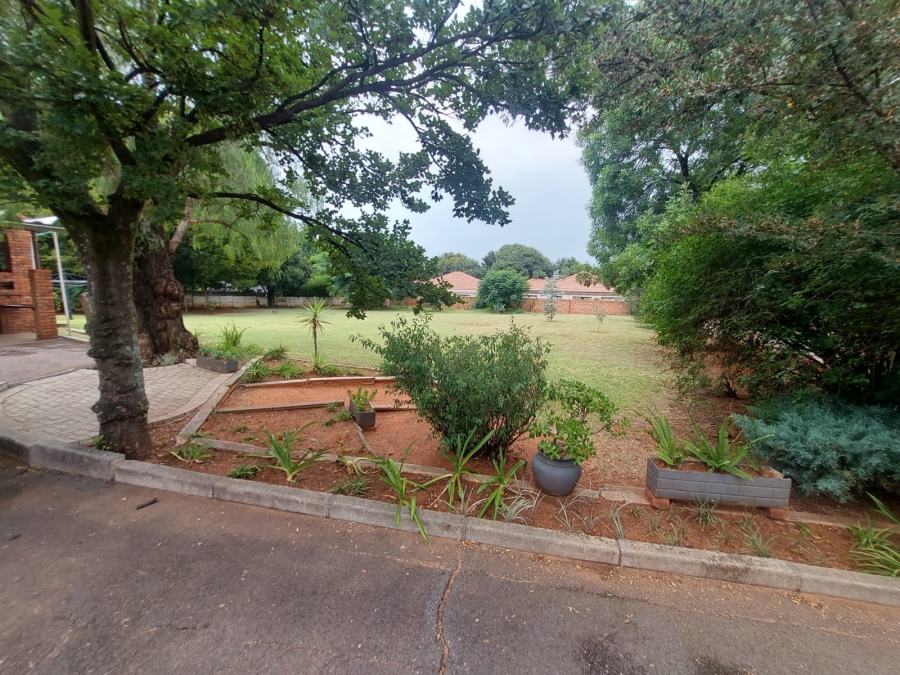 Commercial Property for Sale in Wilkoppies North West